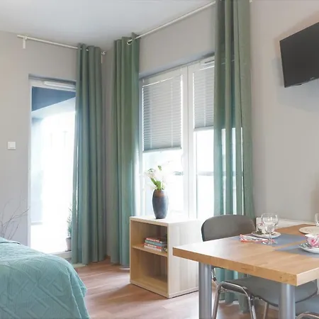 Apartment Piotrkowska 44 *